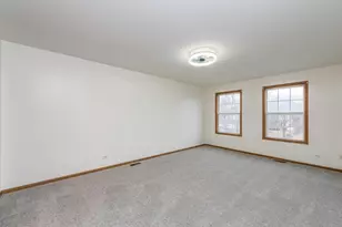 38429 N Creek Ct, Beach Park, IL 60087 - Photo 11