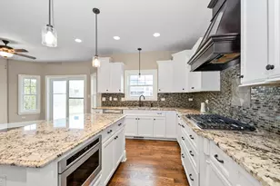 8485 Stone Creek Blvd, Frankfort, IL 60423 - Photo 17