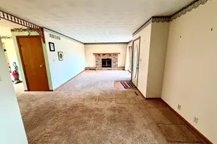 1211 Monroe St, Pecatonica, IL 61063 - Photo 5