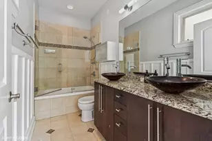 [Address not provided], Chicago, IL 60622 - Photo 11