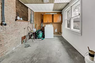 12919 E Playfield Dr, Crestwood, IL 60418 - Photo 5