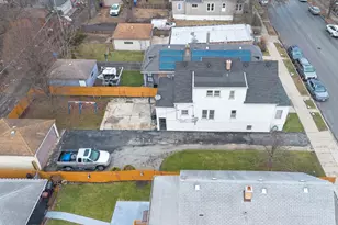 9352 S Woodlawn Ave, Chicago, IL 60619 - Photo 3