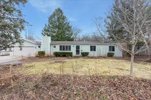 5220 Palm St, McHenry, IL 60051 - Photo 1