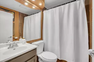 5220 Palm St, McHenry, IL 60051 - Photo 15