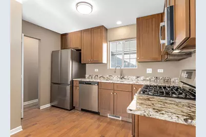 322 Ogden Falls Boulevard #322, Oswego, IL 60543 - Photo 7