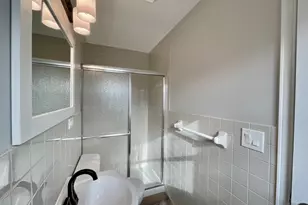 15 Bradley Ln, Hoffman Estates, IL 60169 - Photo 13