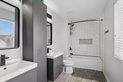 1297 Holly Court, Antioch, IL 60002 - Photo 19