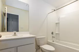 3831 Currant Ln, Elgin, IL 60124 - Photo 15