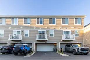 3831 Currant Ln, Elgin, IL 60124 - Photo 19