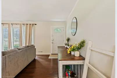 1181 Hiawatha Drive, Elgin, IL 60120 - Photo 3