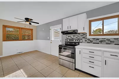 423 Maple Drive, Morris, IL 60450 - Photo 13