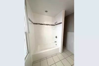 1101 N Princeton Avenue, Villa Park, IL 60181 - Photo 15