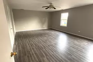 1101 N Princeton Ave, Villa Park, IL 60181 - Photo 9