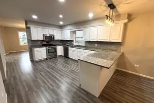 1101 N Princeton Ave, Villa Park, IL 60181 - Photo 3