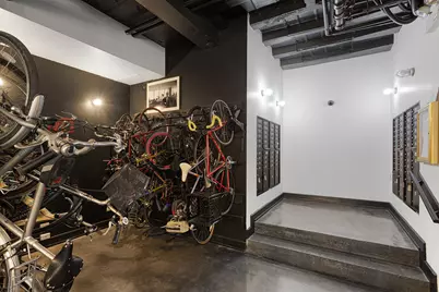 5718 N Winthrop Avenue #310, Chicago, IL 60660 - Photo 15