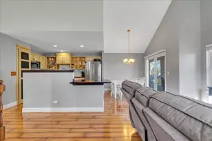 536 Richard Brown Blvd, Volo, IL 60073 - Photo 5