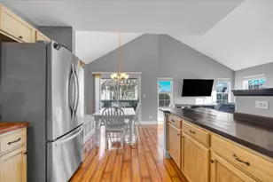 536 Richard Brown Blvd, Volo, IL 60073 - Photo 7