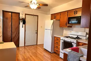 218 Montrose Dr, Romeoville, IL 60446 - Photo 9