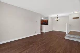 1312 McDowell Rd, Naperville, IL 60563 - Photo 5