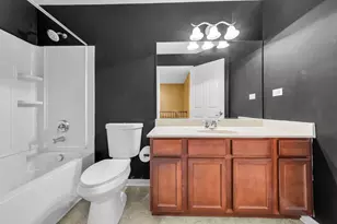 3345 Kentshire Cir, Aurora, IL 60504 - Photo 15