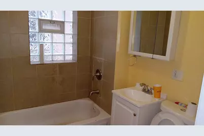 2908 W Fillmore Street #2, Chicago, IL 60612 - Photo 7