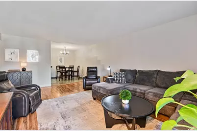 14A Kingery Quarter #204, Willowbrook, IL 60527 - Photo 3