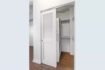 1325 W Wilson Avenue #904, Chicago, IL 60640 - Photo 7