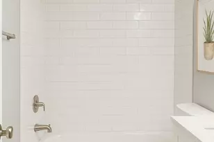 5567 Court F, Hanover Park, IL 60133 - Photo 17