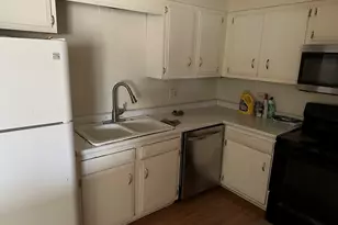 [Address not provided], Carol Stream, IL 60188 - Photo 11