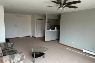 [Address not provided], Carol Stream, IL 60188 - Photo 15