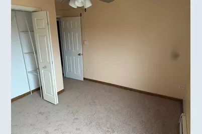 [Address not provided], Carol Stream, IL 60188 - Photo 9