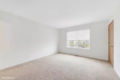 1327 E Fox Chase Drive, Round Lake Beach, IL 60073 - Photo 21