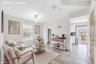 1327 E Fox Chase Dr, Round Lake Beach, IL 60073 - Photo 5