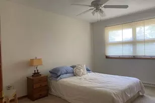 9 Orchard Dr, Charleston, IL 61920 - Photo 7
