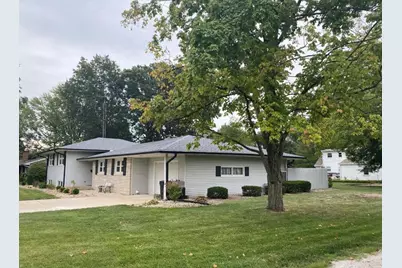 9 Orchard Drive, Charleston, IL 61920 - Photo 3