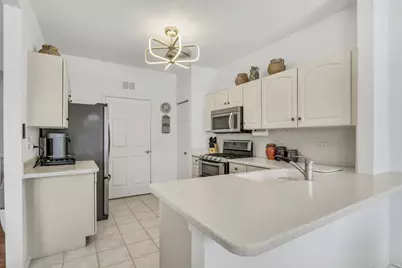 2054 Carillon Drive, Grayslake, IL 60030 - Photo 13