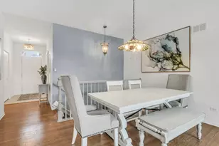 2054 Carillon Dr, Grayslake, IL 60030 - Photo 7