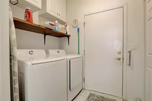 2054 Carillon Dr, Grayslake, IL 60030 - Photo 27