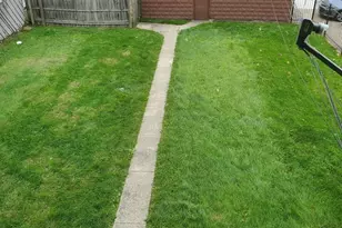 402 S 12th Ave, Maywood, IL 60153 - Photo 7