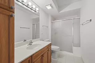 395 Graceland Ave, Des Plaines, IL 60016 - Photo 11