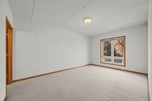 395 Graceland Ave, Des Plaines, IL 60016 - Photo 9