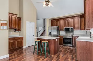 688 Fox Hollow, Dekalb, IL 60115 - Photo 9