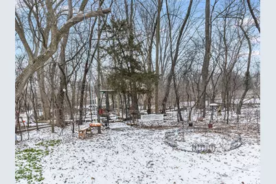 688 Fox Hollow, Dekalb, IL 60115 - Photo 31