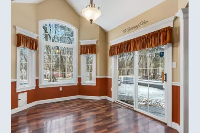 688 Fox Hollow, Dekalb, IL 60115 - Photo 7