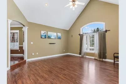 688 Fox Hollow, Dekalb, IL 60115 - Photo 3