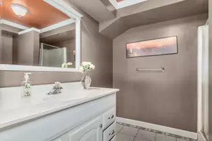 688 Fox Hollow, Dekalb, IL 60115 - Photo 25