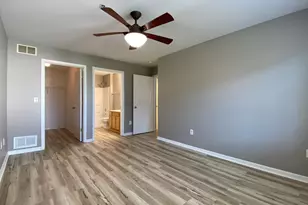 136 Bertram Dr, Yorkville, IL 60560 - Photo 11