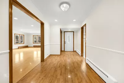 17W120 Woodland Avenue, Bensenville, IL 60106 - Photo 5