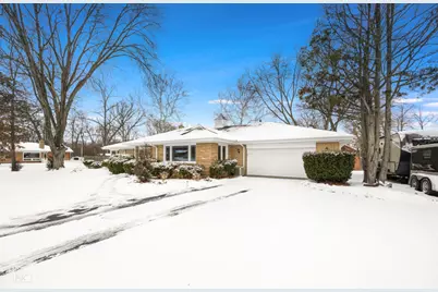 17W120 Woodland Avenue, Bensenville, IL 60106 - Photo 3