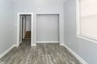 3257 W Wrightwood Ave, Chicago, IL 60647 - Photo 7